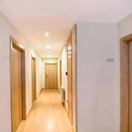 Ξενοδοχείο Puerta De La Santa 2*