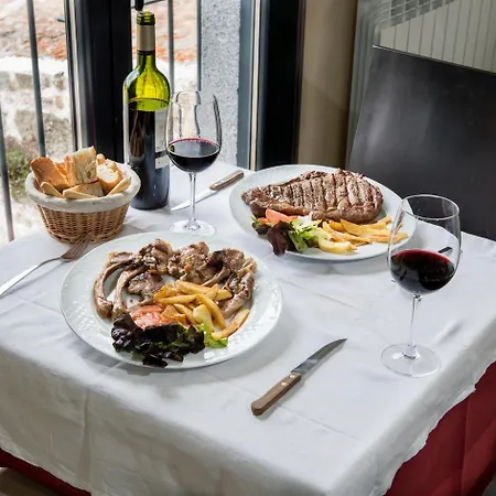 Puerta De La Santa Szálloda 2*