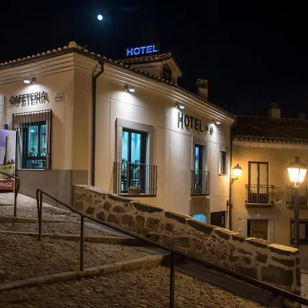 Puerta De La Santa Szálloda 2*