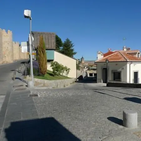 Puerta De La Santa 2*