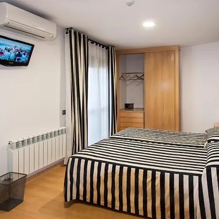 Puerta De La Santa 2* Ávila