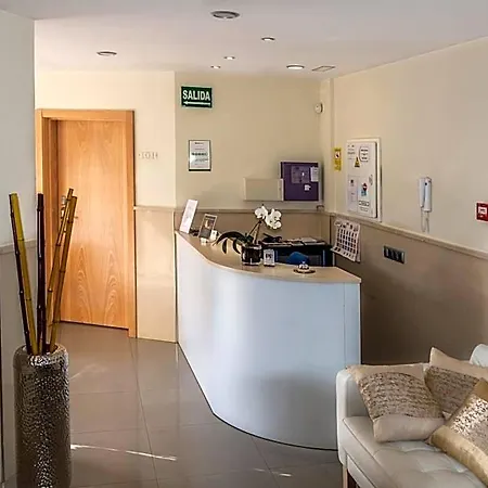 Puerta De La Santa Hotell Ávila