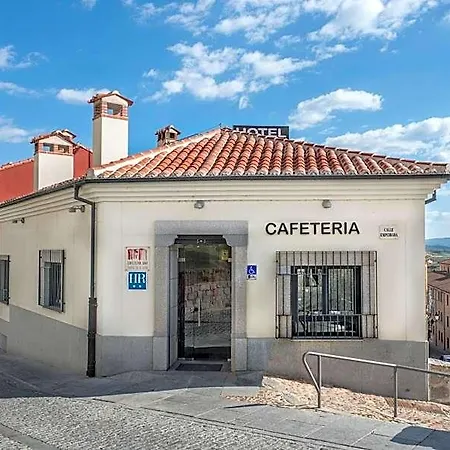Puerta De La Santa 2*