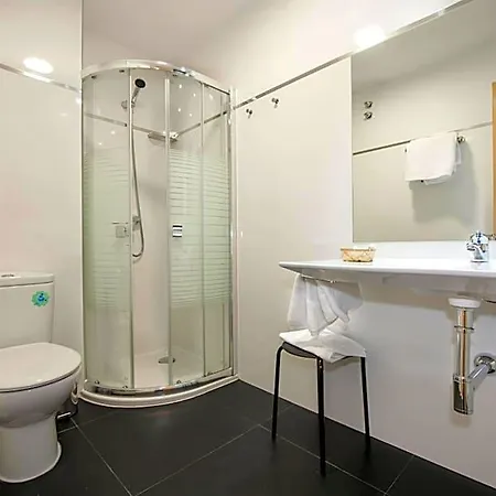 Hotell Puerta De La Santa Ávila