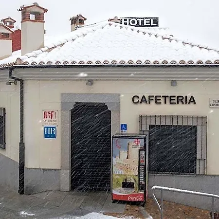 Puerta De La Santa Ávila