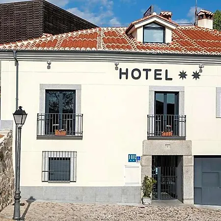 Hotell Puerta De La Santa Ávila