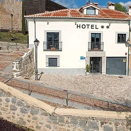 Hotell Puerta De La Santa 2*
