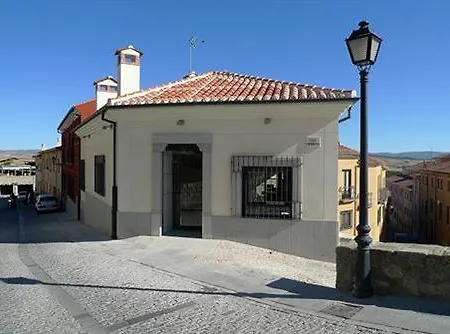 Puerta De La Santa Szálloda 2*