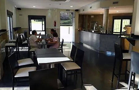 Szálloda Puerta De La Santa Ávila