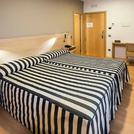 Ξενοδοχείο Puerta De La Santa