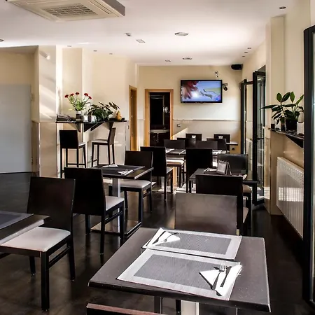 Puerta De La Santa Szálloda 2*