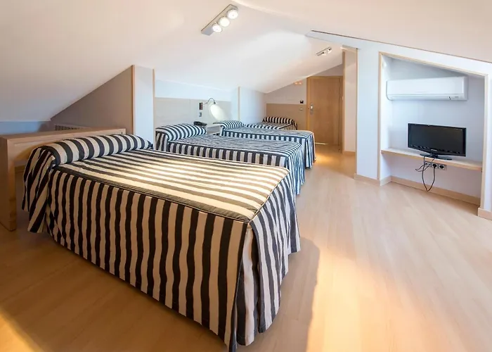 호텔 Puerta De La Santa