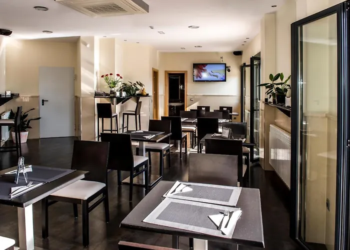 Puerta De La Santa 호텔 2*