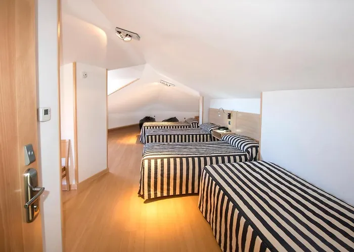 호텔 Puerta De La Santa Ávila